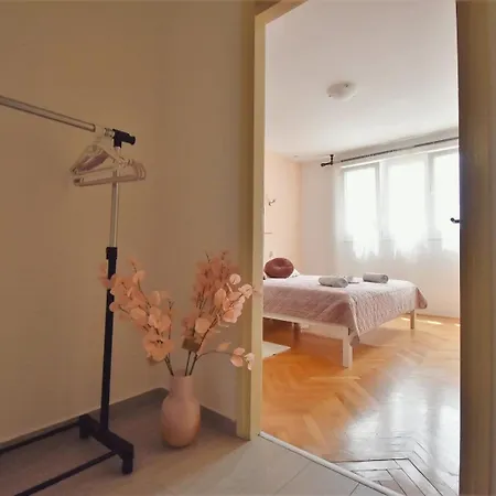 Apartman Goran Apartment